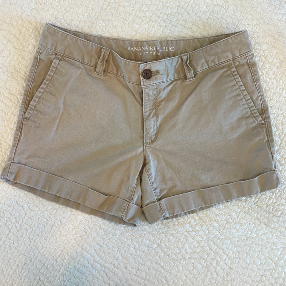 Banana Republic City Chino Shorts size 0P Petite